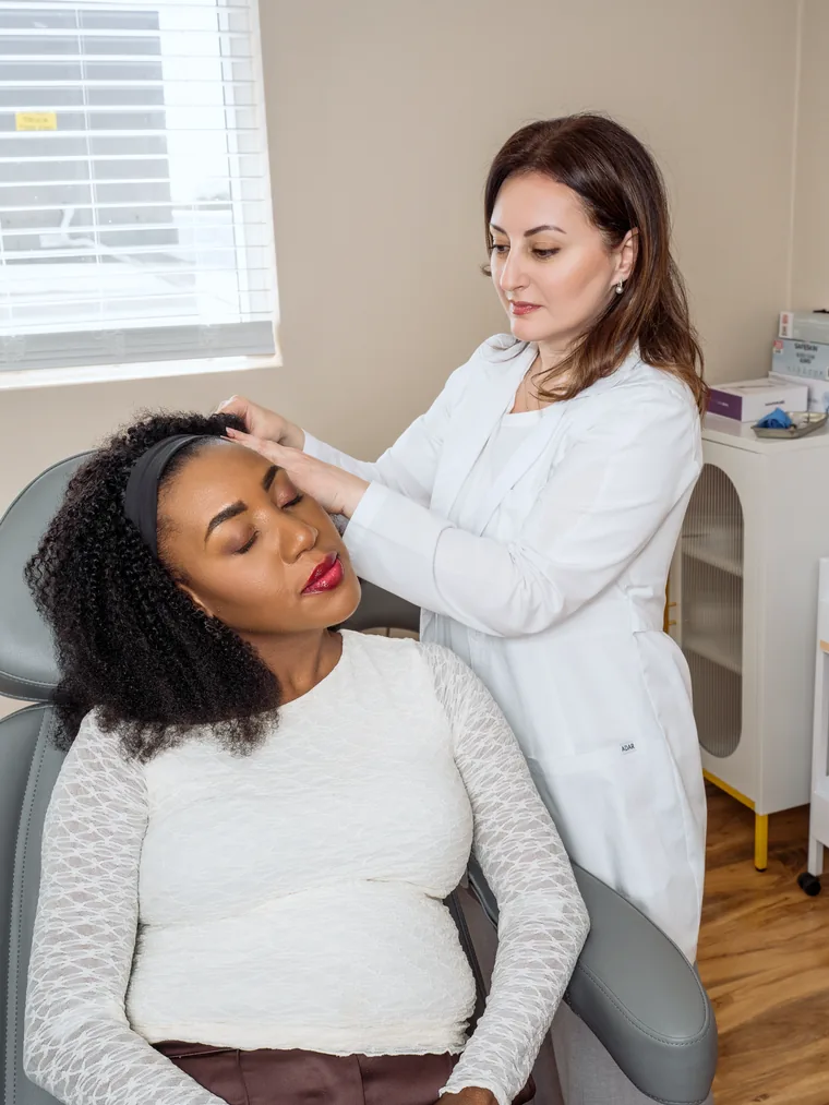 A PRP hair restoration treatment being performed at Ivy Infusions and Wellness